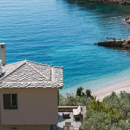 Ammos Beach Villa * Patitiri
